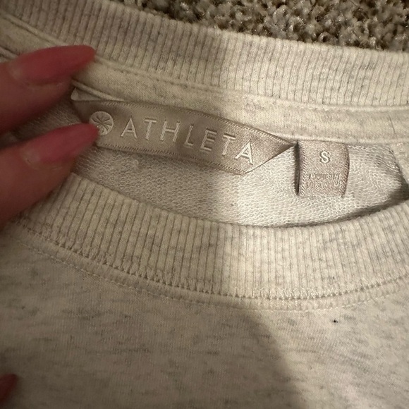 Athleta Light Gray Long Sleeve Top - Picture 2 of 4